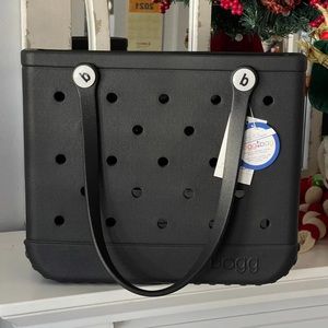 Bogg bag baby black aka small